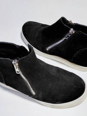 STEVE MADDEN Women's Black Leather Upper  Wedgie  Sneakers  Size 10M